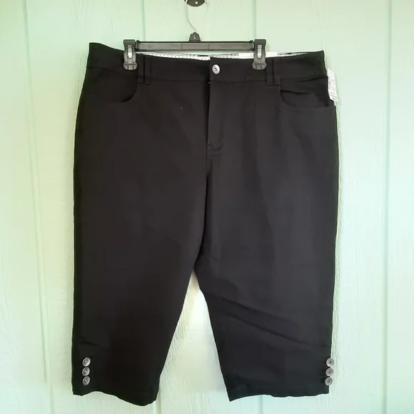 CJ Banks Pants Jumpsuits Cj Banks 29 Classic Fit Jeans Capri